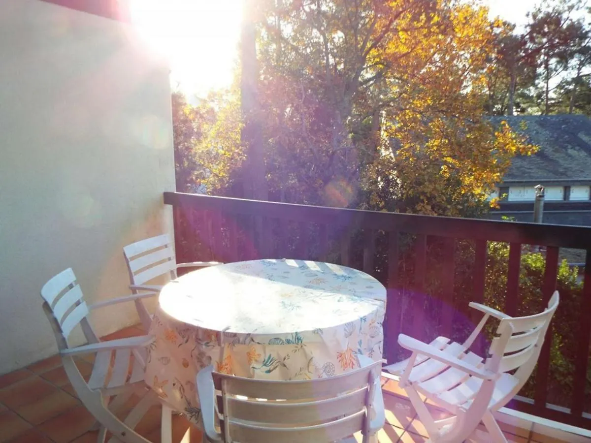 Appartement Duplex 3 Pieces A 300M De La Plage Avec Parking, Balcon Et Equipements Modernes - Fr-1-477-51 Carnac France